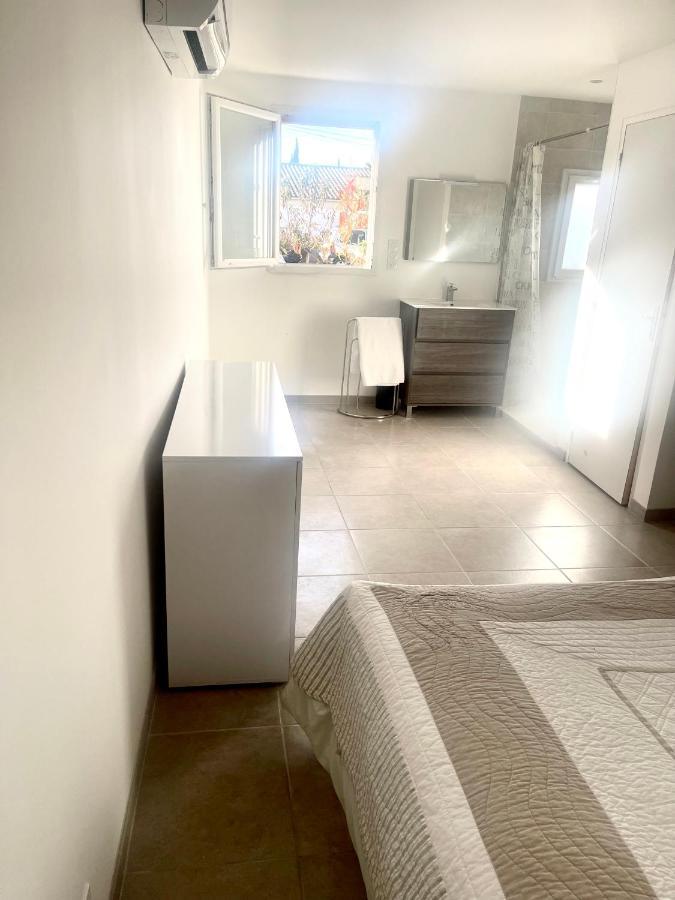 Havre De Paix Apartment Montaren-et-Saint-Mediers ภายนอก รูปภาพ